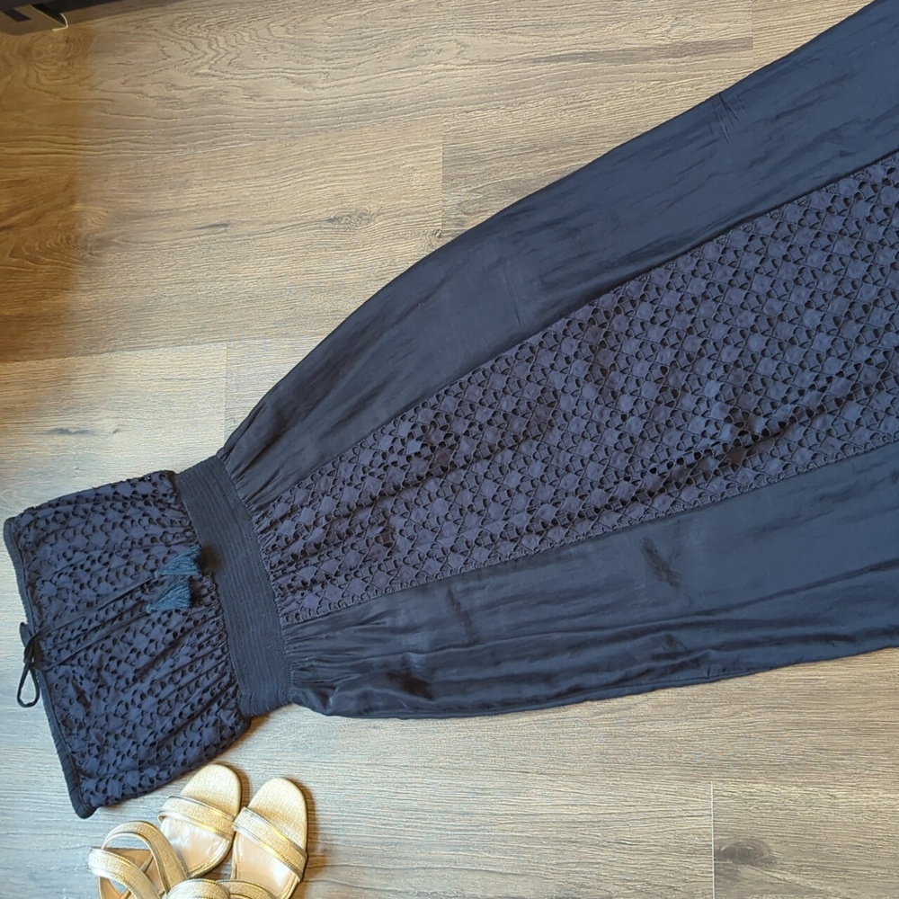 Athleta Molokai Strapless Maxi Eyelet Silk-Blend in Navy Blue Dress in Small - Picture 2 of 11